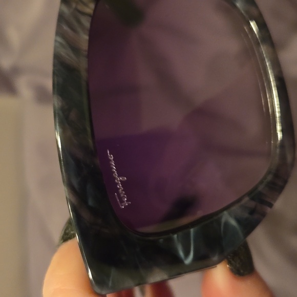 Ferragamo marble gray cat eye Sunglasses brand new in box - Picture 5 of 14